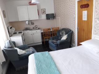 Springfield Holiday Apartments - Skegness - 4