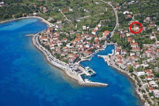 Apartments by the sea Sucuraj, Hvar - 11228 - Sućuraj - 2