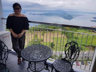 Elizabeth 1829 @ Wind Residences - Tagaytay - 7