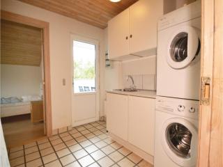 Awesome Home In Blåvand With Kitchen - Ho - 6