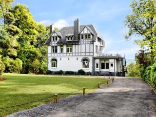 Opulent Holiday Home in Spa with Sauna - 0