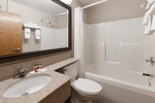 Baymont by Wyndham Gaylord - Gaylord - 1