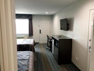 Americas Best Value Inn & Suites Mont Belvieu Houston - 2