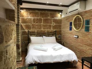 No1 CasaTosca Javea, Pequeña Habitación con baño en el Centro del Casco Antiguo - Jávea - 0