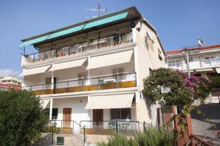 Apartments by the sea Trogir - 15011 - 2