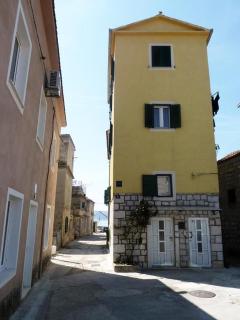 Apartments by the sea Kastel Stafilic, Kastela - 15110 - Kaštela - 3