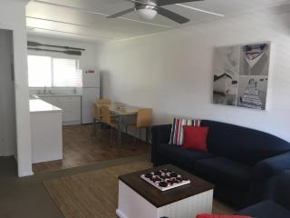 Tomaree Lodge - Nelson Bay - 9