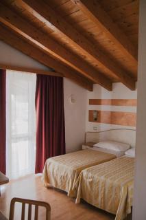 Vittoria Rooms Peschiera - Peschiera del Garda - 1