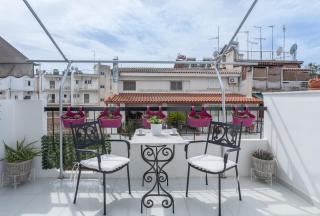 Athens Cozy Gem 2BR Apt - 200Mbps - 10 min to Acropolis by subway - Atene - 1