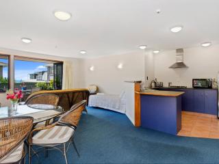 Boatshed Motel Apartments - 1