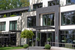 Relais & Châteaux Hotel Burg Schwarzenstein - Geisenheim - 8