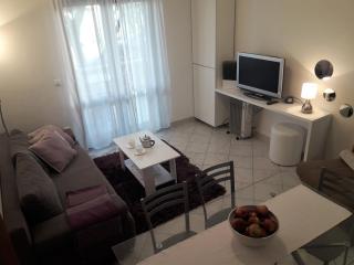 Apartments Ane - Sukošan - 7