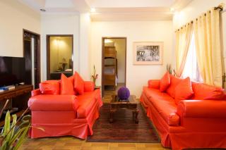 Foxy's Beach Resort - 2