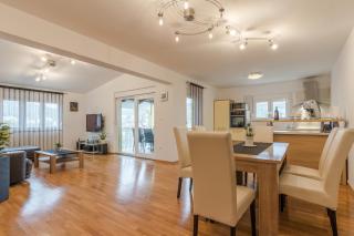 Apartment Natalie Sea View with 3 Bedrooms and everything is air-conditioned - Sali - 9