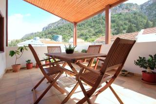 Traditional Apartments Alexandra - 3