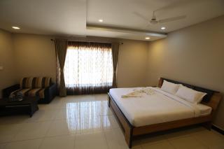Hotel Golden Gateway - 4