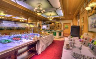 Villa Medici Hotel & Restaurant - 2