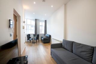 Old Street by Excel Apartments - 8