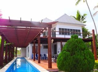 First Landing Beach Resort & Villas - 1