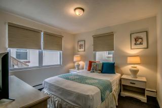 Daytona Inn and Suites - 1