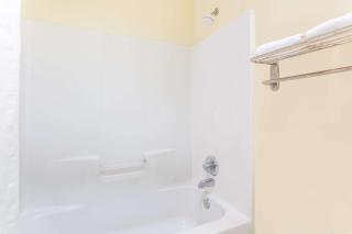 Super 8 by Wyndham Dublin - Dublin - 4