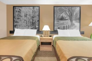 Super 8 by Wyndham Seville - Seville - 5