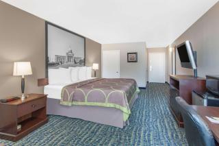 Super 8 by Wyndham Oklahoma City - Oklahoma City - 4