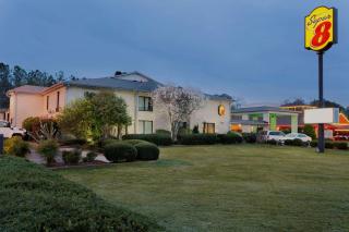 Super 8 by Wyndham Lancaster - Lancaster - 0