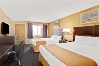 Super 8 by Wyndham Milford/New Haven - 4