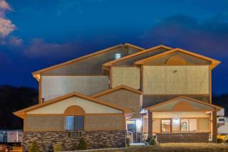 Super 8 by Wyndham Bedford - Bedford - 8
