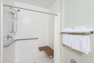 Super 8 by Wyndham Hagerstown/Halfway Area - Hagerstown - 6