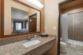 Super 8 by Wyndham Karnes City - Karnes City - 5