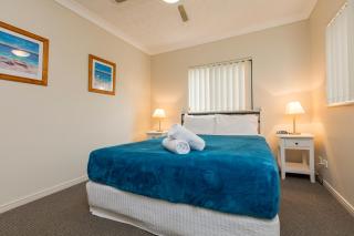 Beaches On Wave Street - 2