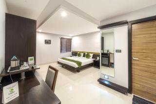 Treebo Raj Premier, Indiranagar - Bangalore - 1