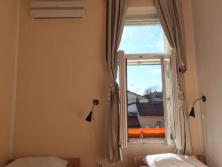 Pigeon Square Rooms - Sarajevo - 9