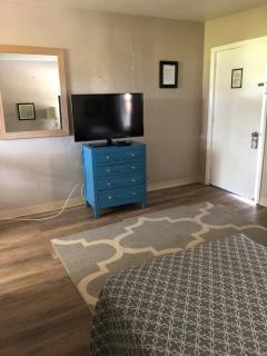 Pennwood Motor Lodge - Sebastian - 2