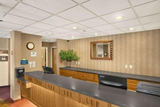 Days Inn by Wyndham Rapid City - Rapid City - 8