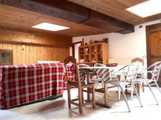 Chez Soi Taverna Alloggio A Courmayeur - Courmayeur - 8