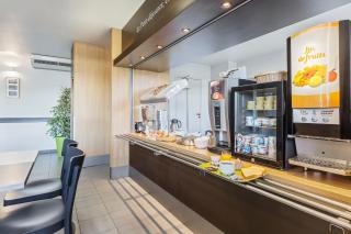 B&B HOTEL Lyon Grand Stade Meyzieu - Meyzieu - 2