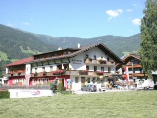Modern Apartment with Sauna in Stumm Tyrol - Stumm - 8