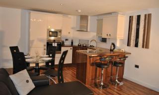 Dreamhouse Apartments Manchester City West - 5