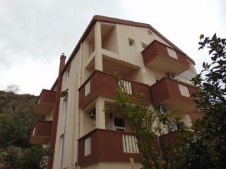 Guest House Ivan - Budva - 3