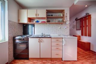 Apartments by the sea Komiza, Vis - 2450 - 2