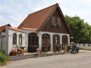 Four-Bedroom Holiday Home In Farevejle - 5