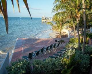 Coconut Beach Resort - Key West - 4