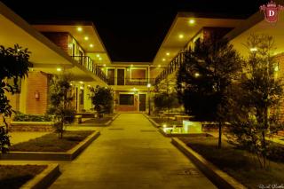 Dreamland Gold Resort & Hotel - Bhairāhawā - 5