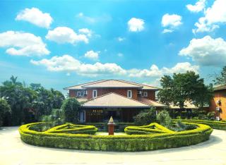 Dreamland Gold Resort & Hotel - Bhairāhawā - 0