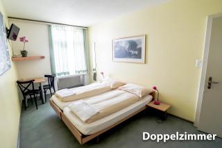 Hotel & Backpackers Zak Schaffhausen - Schaffhouse - 8
