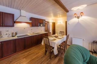 Апарт-отель 5 каминов - Yasinia - 6