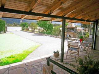 Georgia's Little Village - Plataria - 7